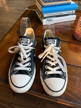 Black Unisex Low Top Converse